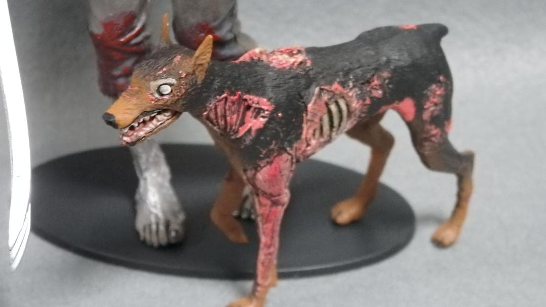 NECA バイオハザード フィギュア クリムゾン・ヘッド・ゾンビ ゾンビ・ドッグ