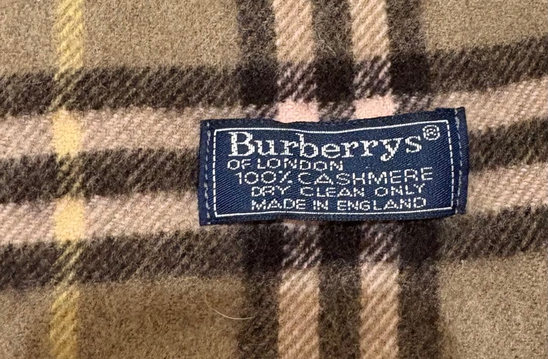 イングランド製　Burberrys cashmere 100% マフラー