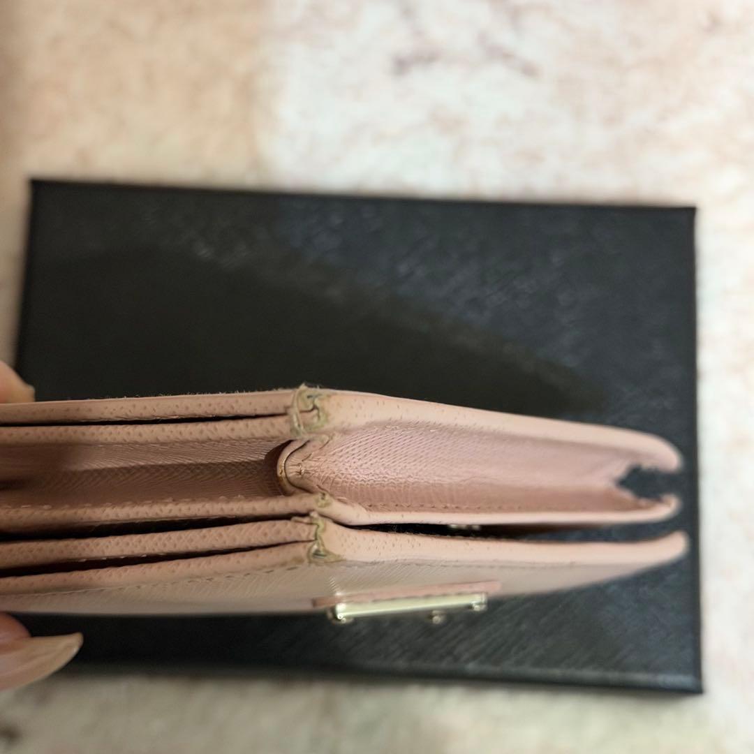 つき　PRADA 二つ折り財布 ピンク