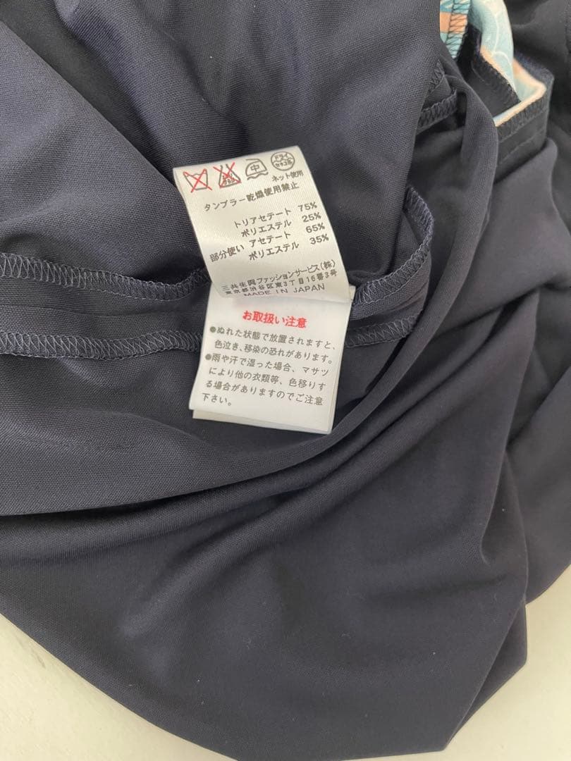 レオナール　花柄ネイビー長袖ひざ丈ワンピース　カンカン　シフォン