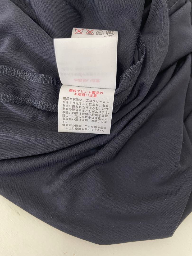 レオナール　花柄ネイビー長袖ひざ丈ワンピース　カンカン　シフォン