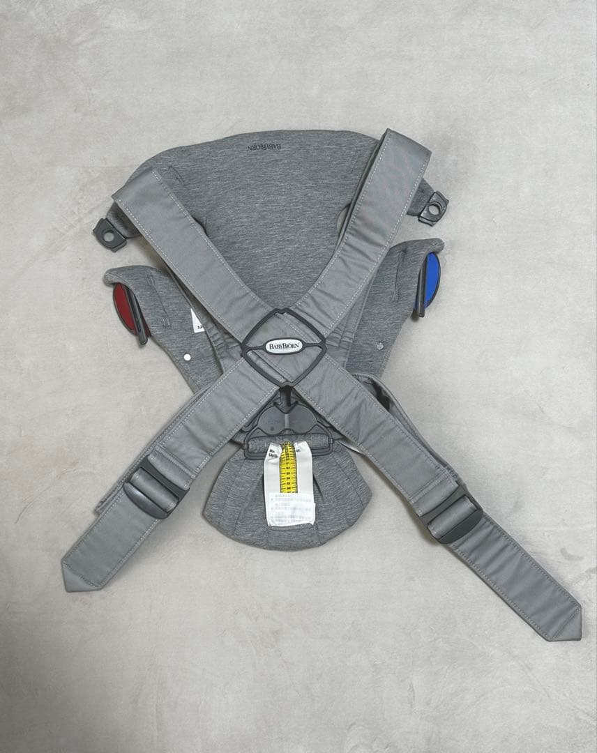 【未使用美品】BabyBjörnベビービョルン抱っこ紐 ベビーキャリア MINI