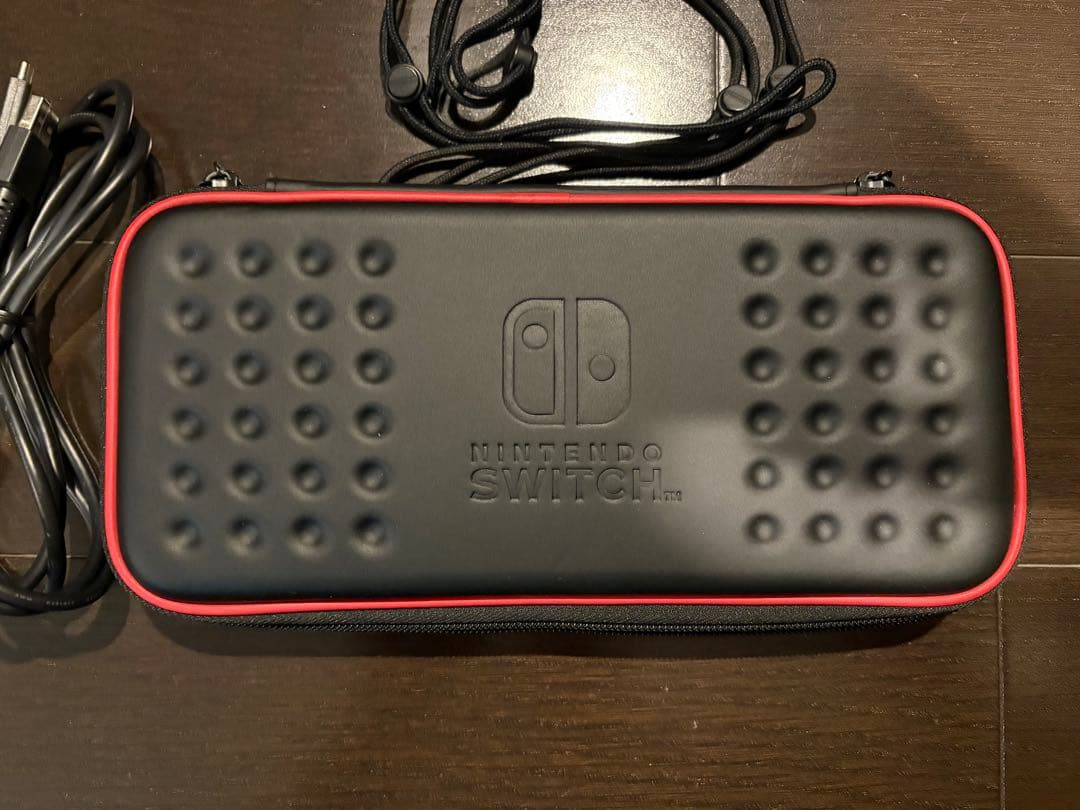 Nintendo Switch 本体 Joy-Con 付属品付き
