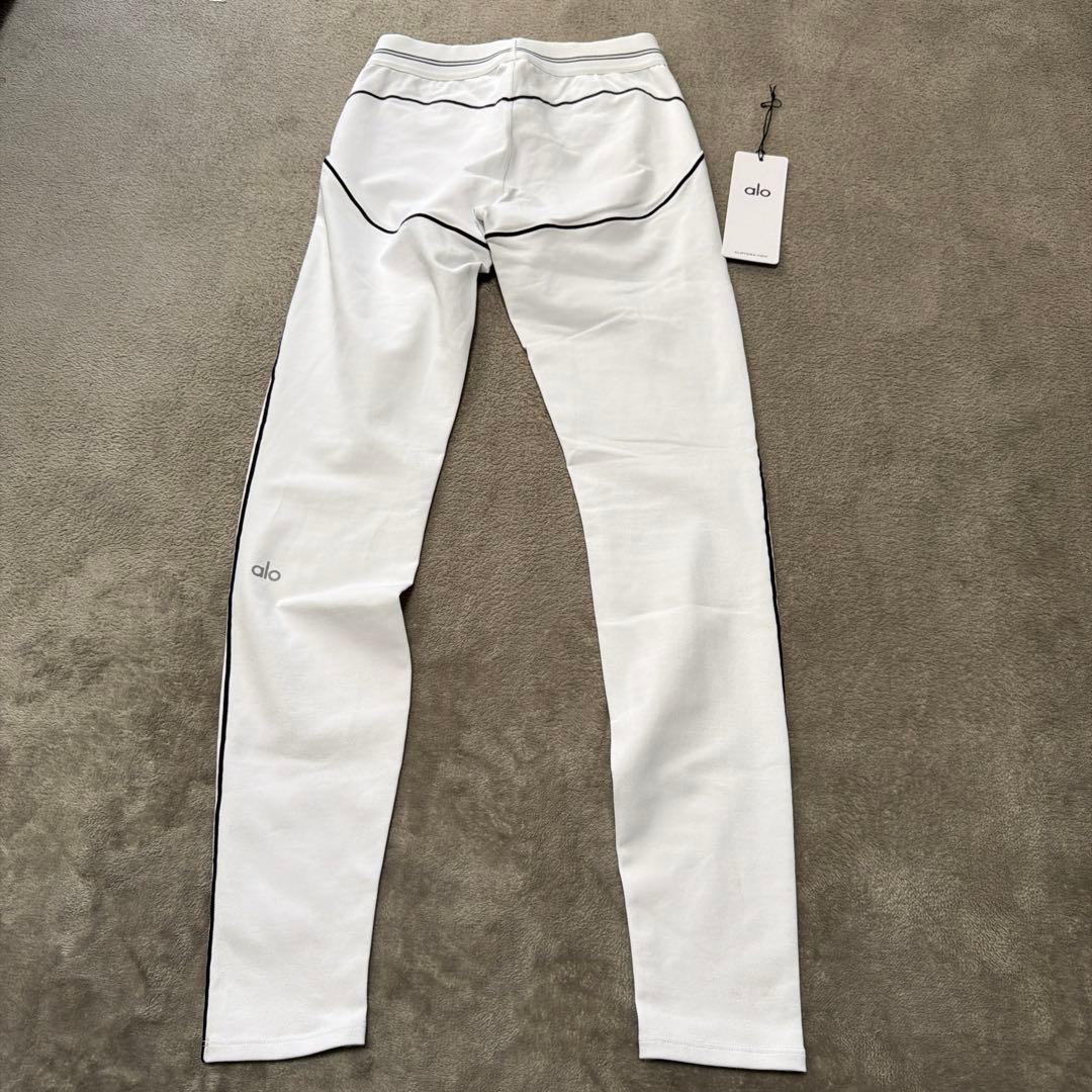 alo yoga AIRBRUSH レギンス　白　S