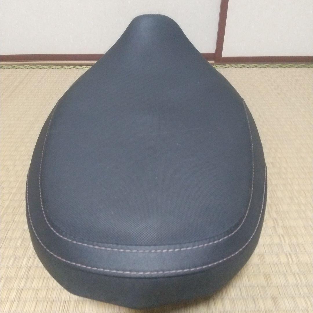 bwis125SEA6J純正シート