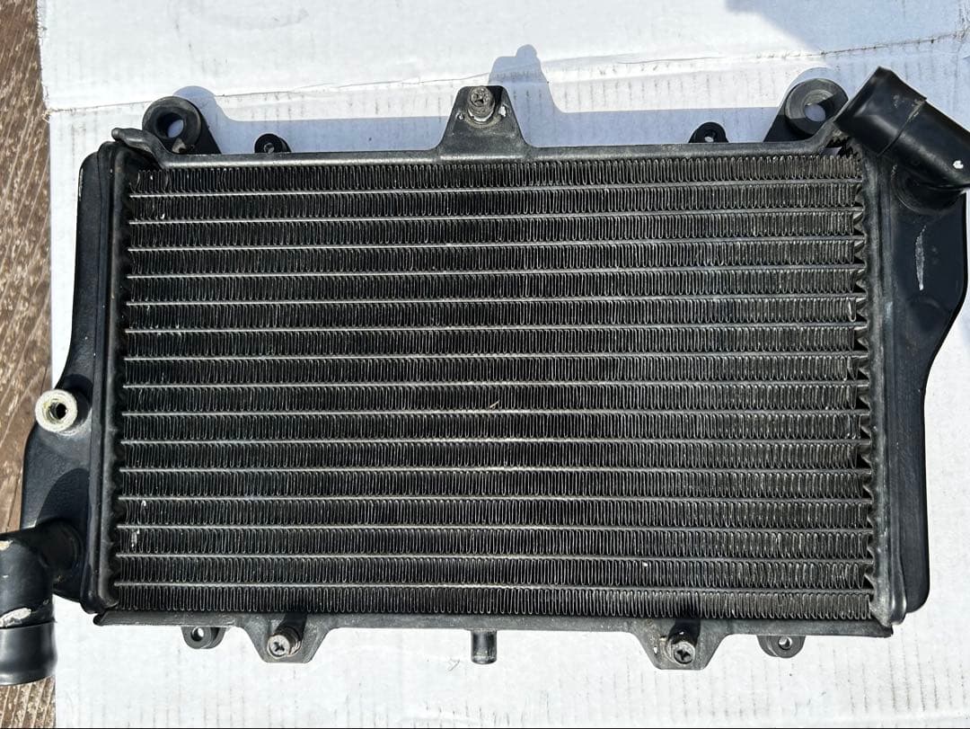 GPZ900R 純正ラジエター