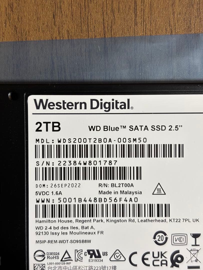 WD Blue 2TB SSD WDS200T2B0A 2.5インチ SATA