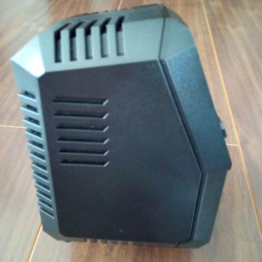 Hitec X2 V COMPACT 充電器