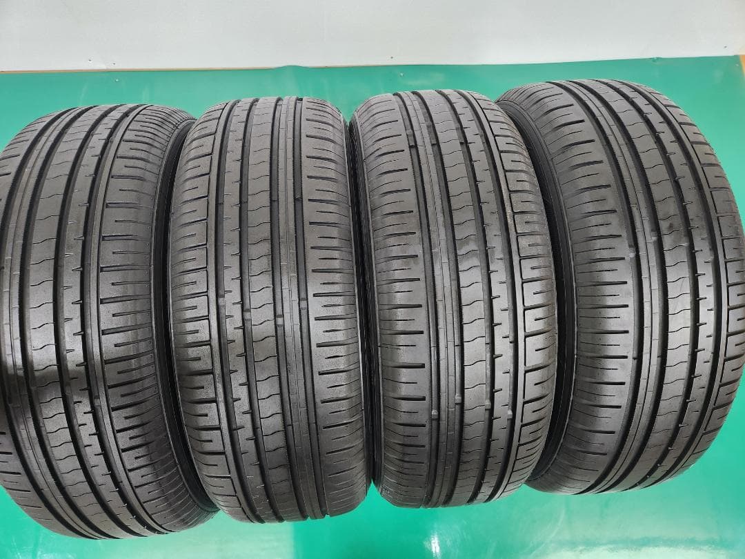 送料込☆2022年製ジーテックスZEETEX タイヤ 215/55R18 ☆4本
