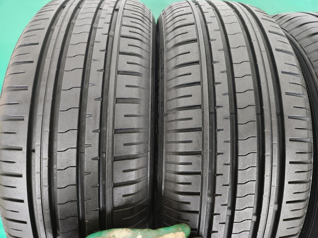送料込☆2022年製ジーテックスZEETEX タイヤ 215/55R18 ☆4本