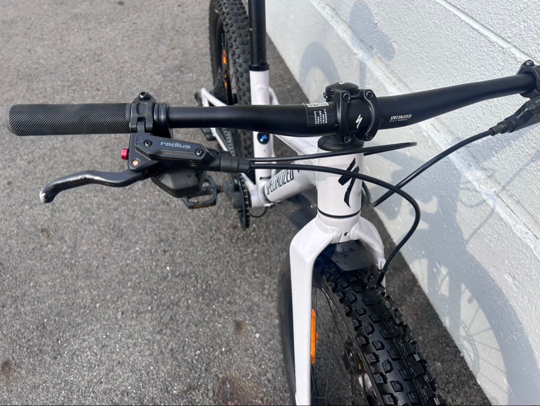 Specialized マウンテンバイク ホワイト　20インチ