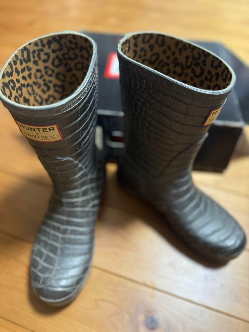 HUNTER ジミーチュウ　クロコダイル