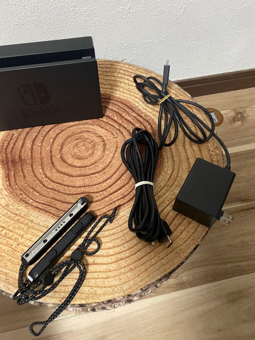 Nintendo Switch ニンテンドースイッチ本体　PPL/PNK 箱無し