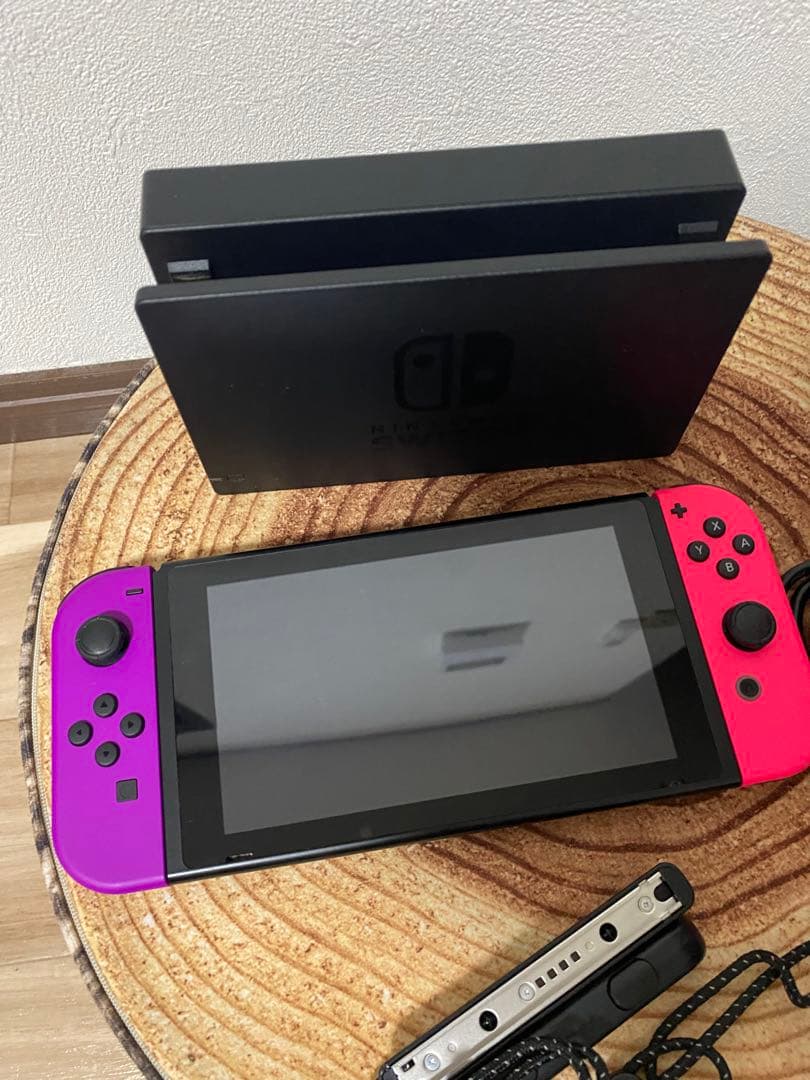 Nintendo Switch ニンテンドースイッチ本体　PPL/PNK 箱無し