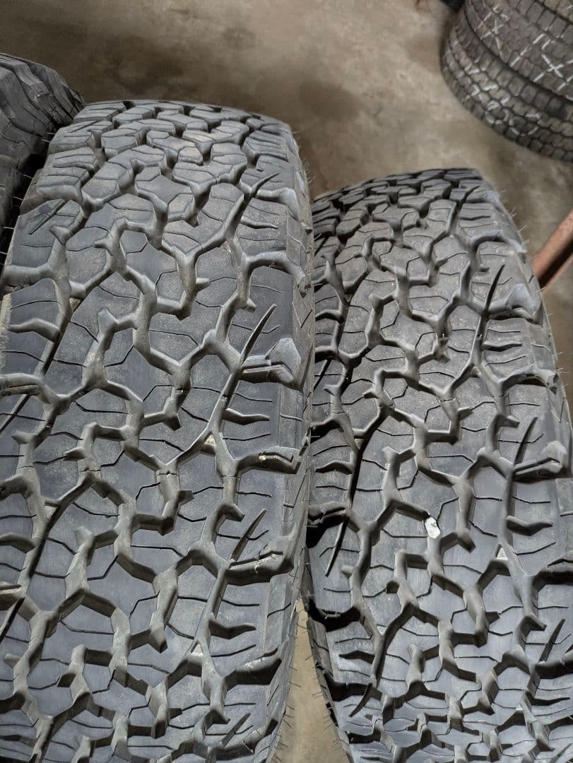 か*あ様 BFグッドリッチAll-Terrain　KO2ホワイトレター215/7