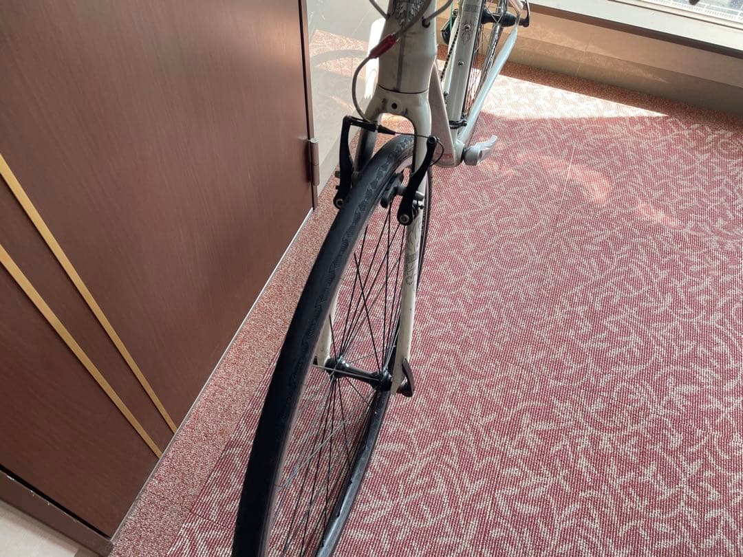 u5　bianchiビアンキRomaⅣ パールホワイトサイズ46