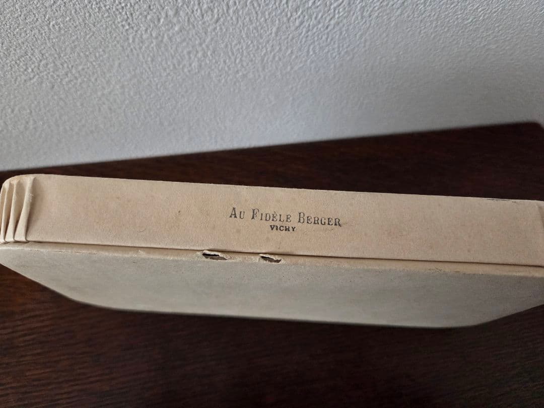 フランス アンティークドラジェBOX1912年
