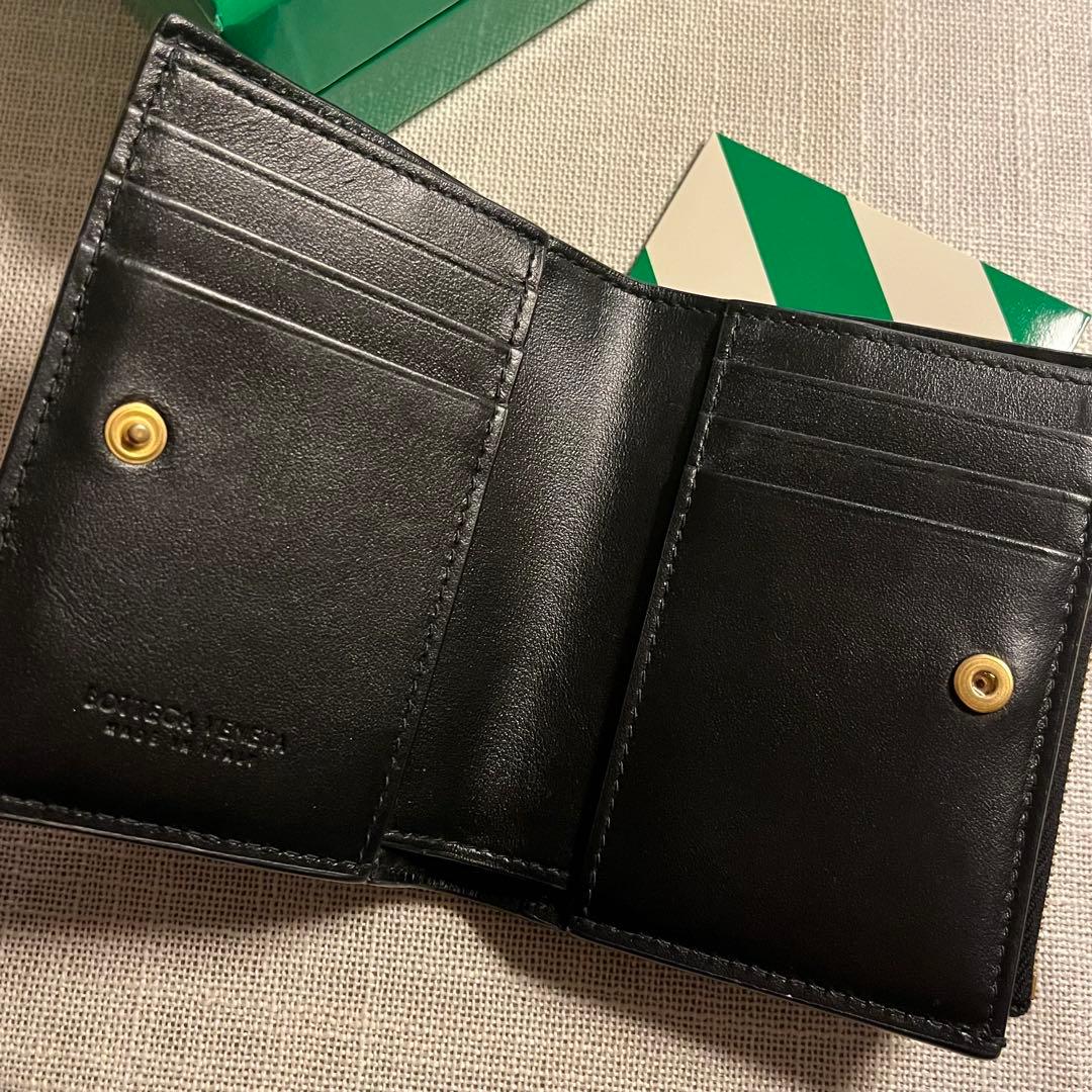 Bottega Veneta スモール カセット 二つ折りファスナーウォレット