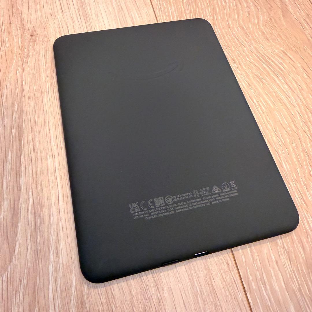 美品：Kindle Paperwhite 12世代 16GB ブラック 広告なし