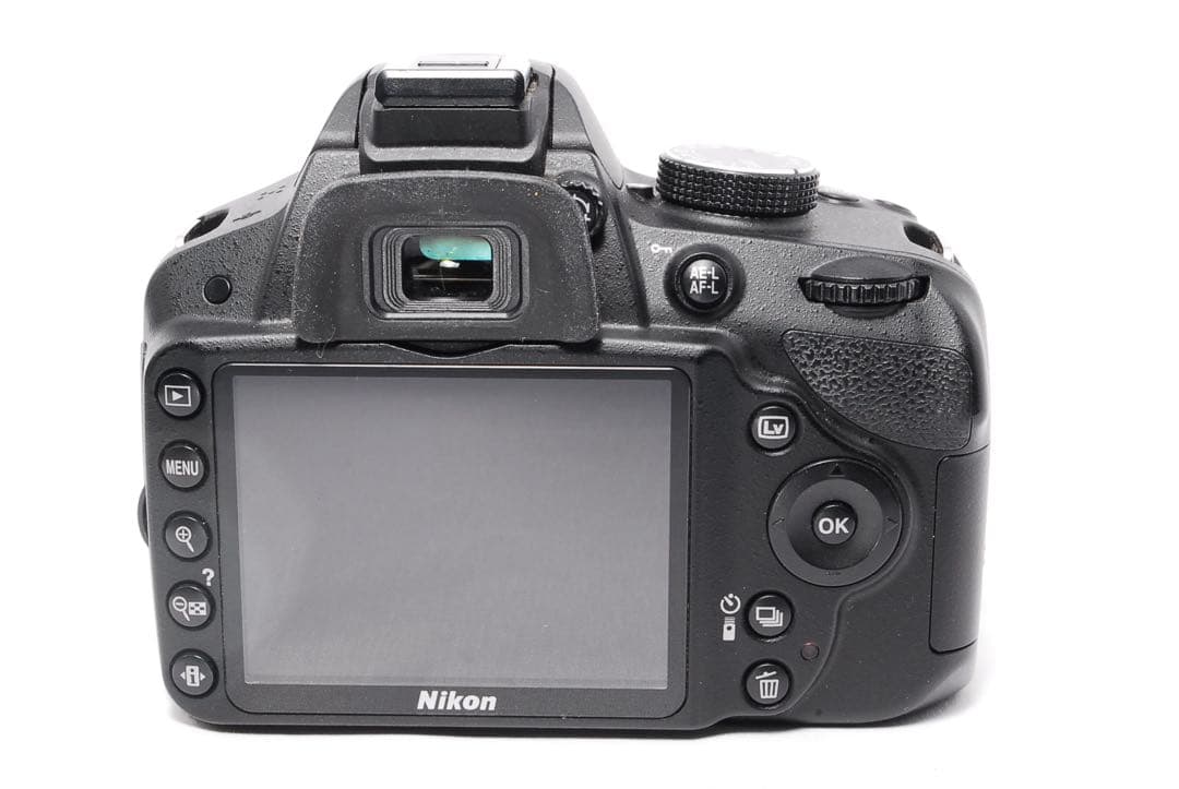 ショット数少なめ◆すぐ使える◆Nikon D3200◆一眼レフカメラ◆スマホ転送