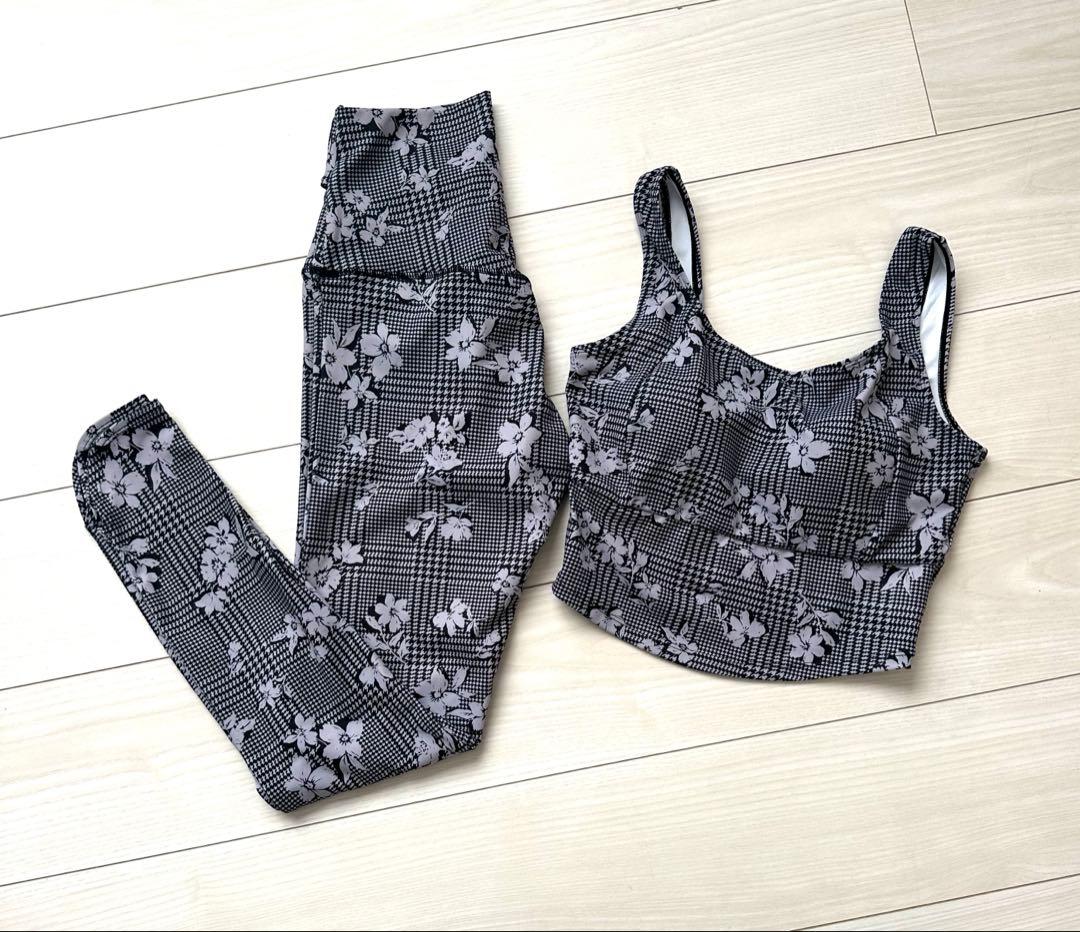 美品⭐︎SUKALA 花柄チェック 上下セット　Sサイズ