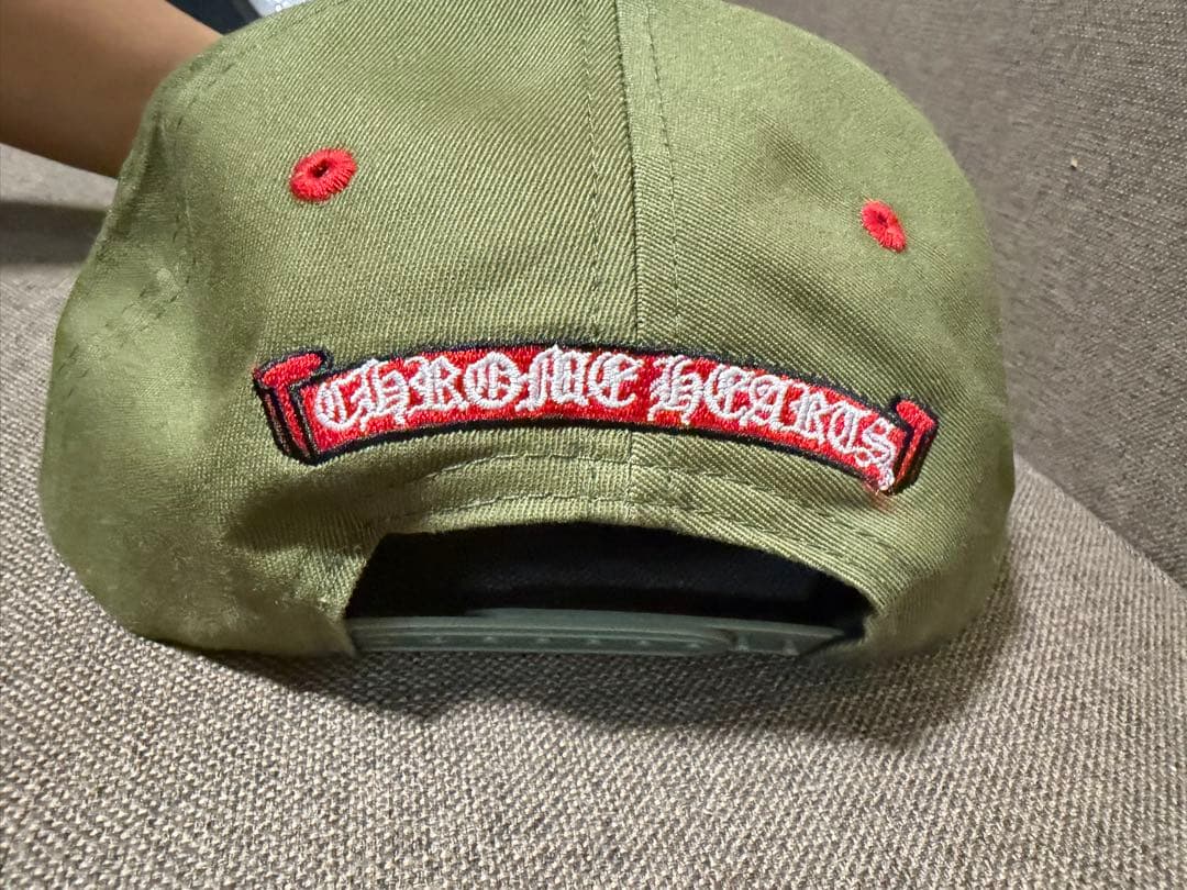 CHROME HEARTS オリーブキャップ