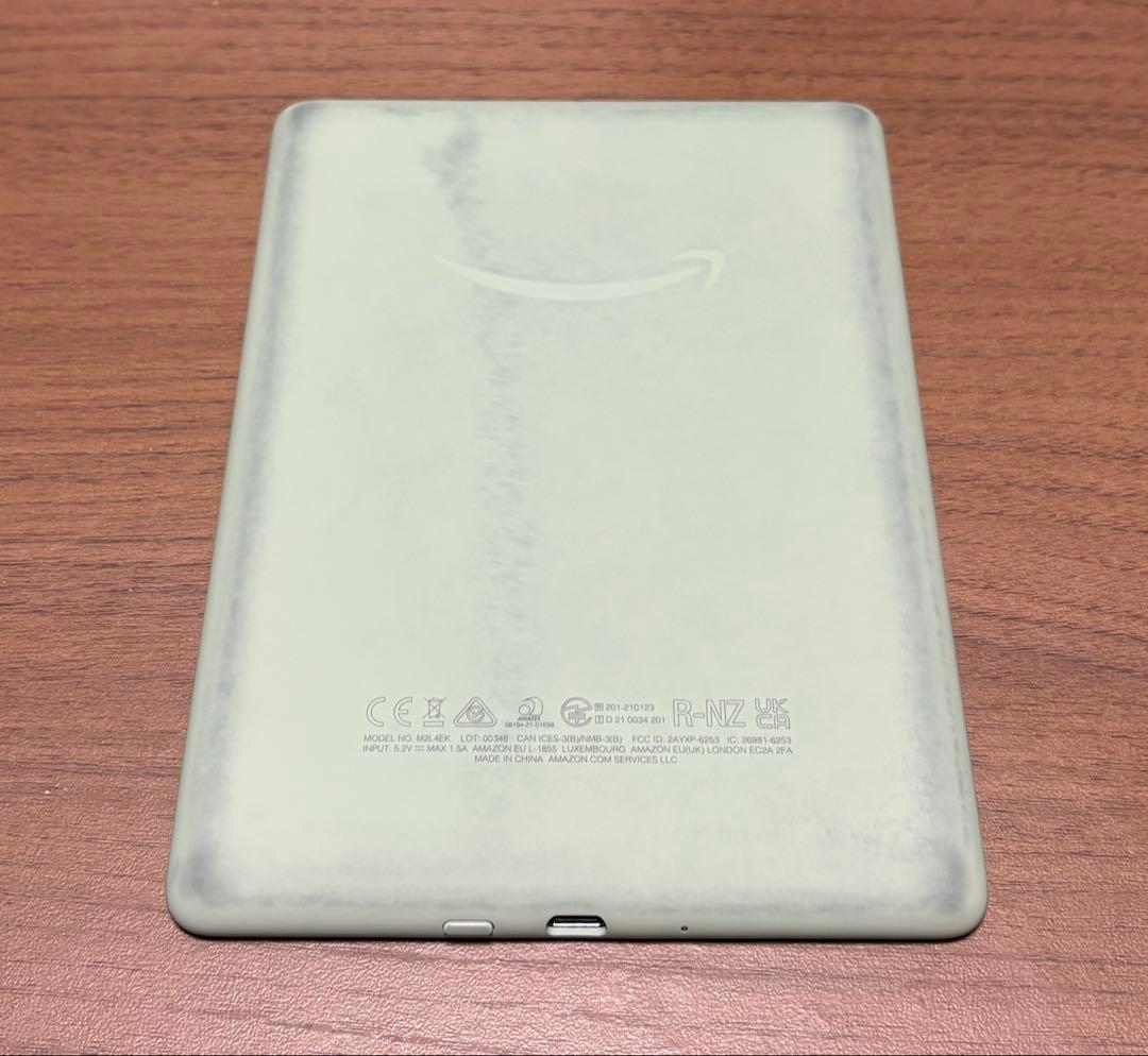 Kindle Paperwhite シグニチャー エディション32GB ケース付