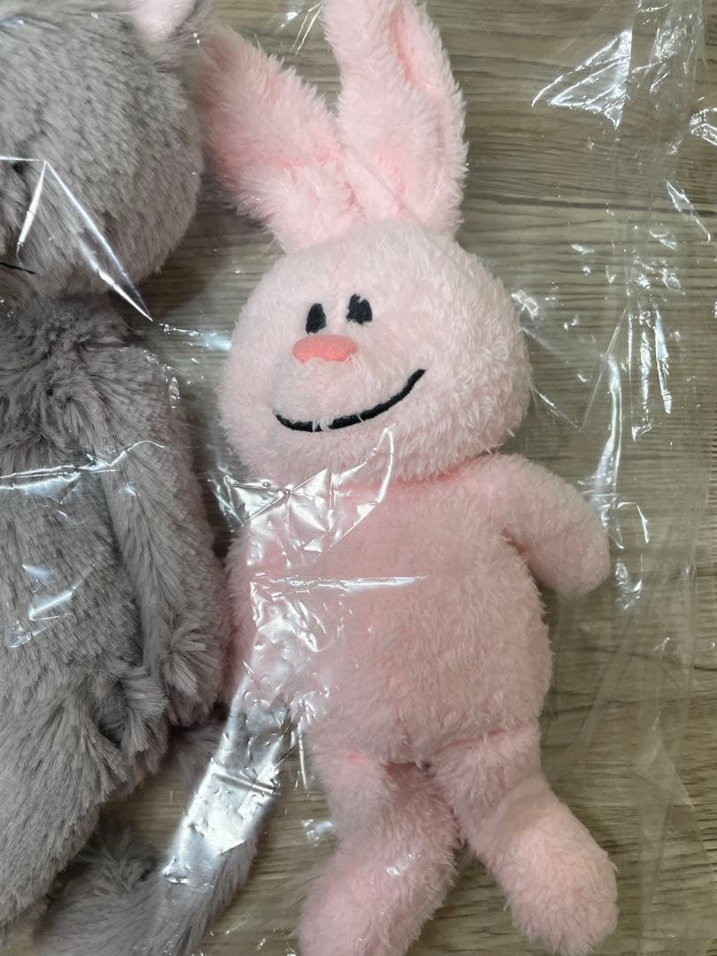 スヌーピーミュージアム限定　くたくたファーロン　くたくたうさぎ　ぬいぐるみ