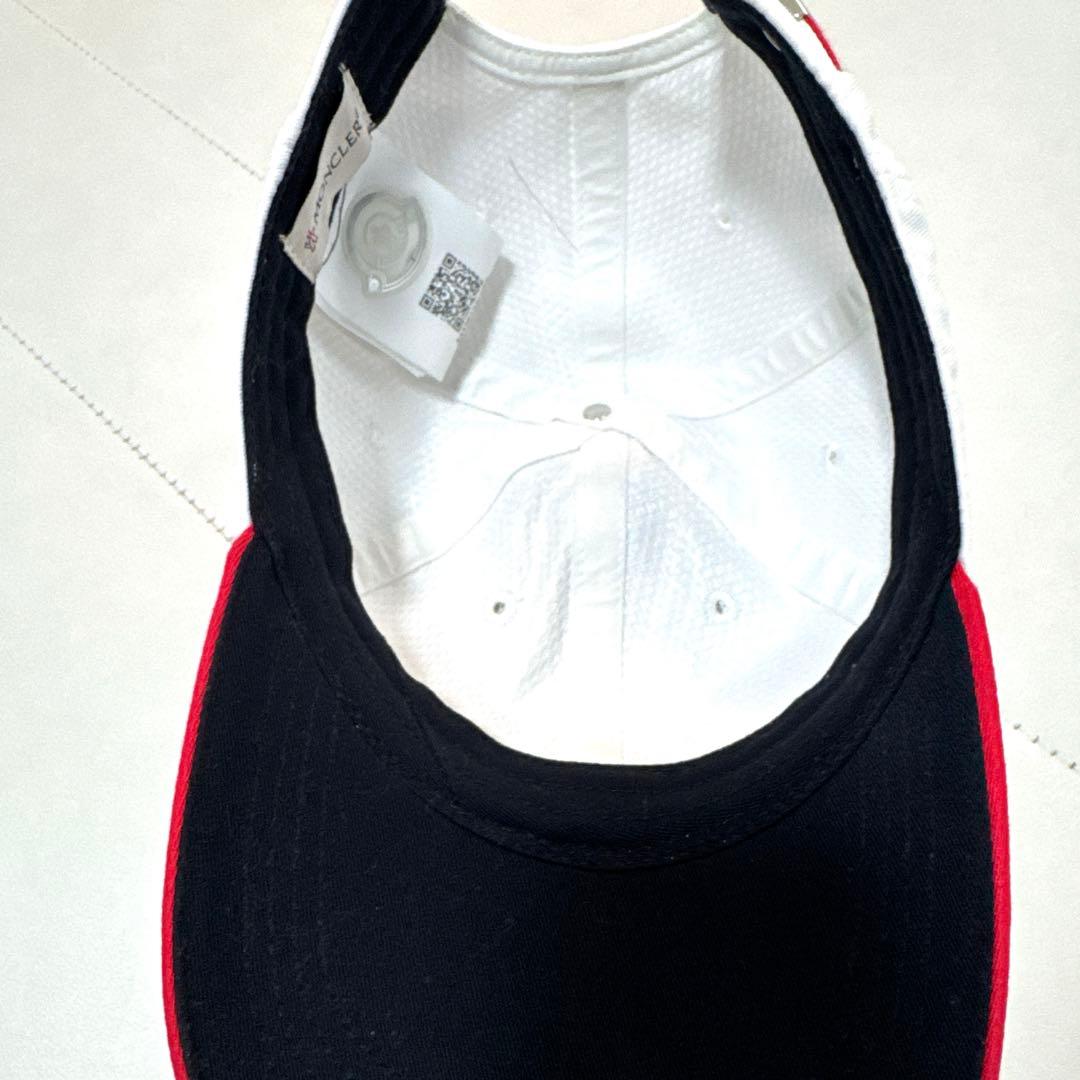 ほぼ未使用！　モンクレール　キャップ　帽子　白　MONCLER ワンポイント