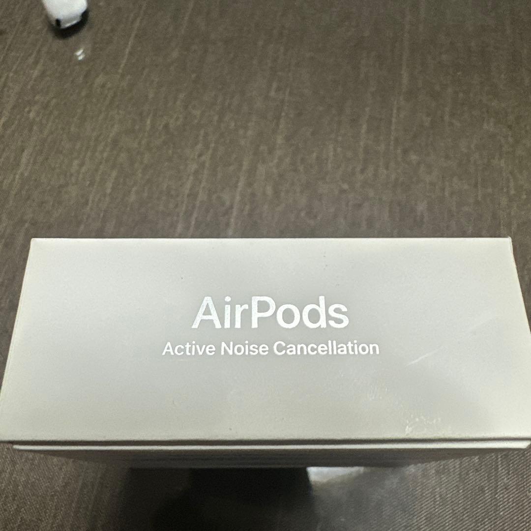 Apple AirPods4ノイズキャンセリング搭載 純正品