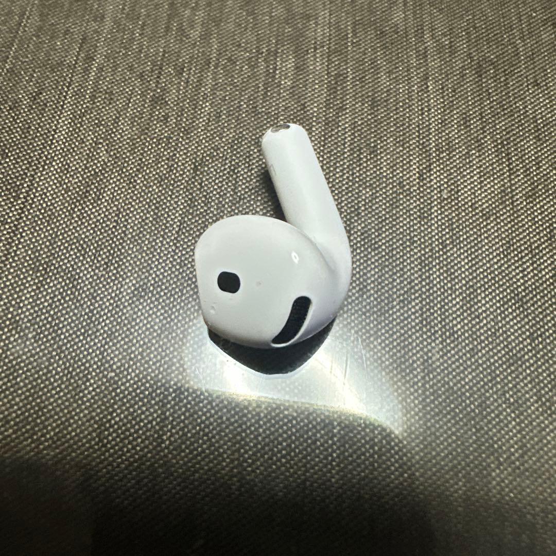 Apple AirPods4ノイズキャンセリング搭載 純正品