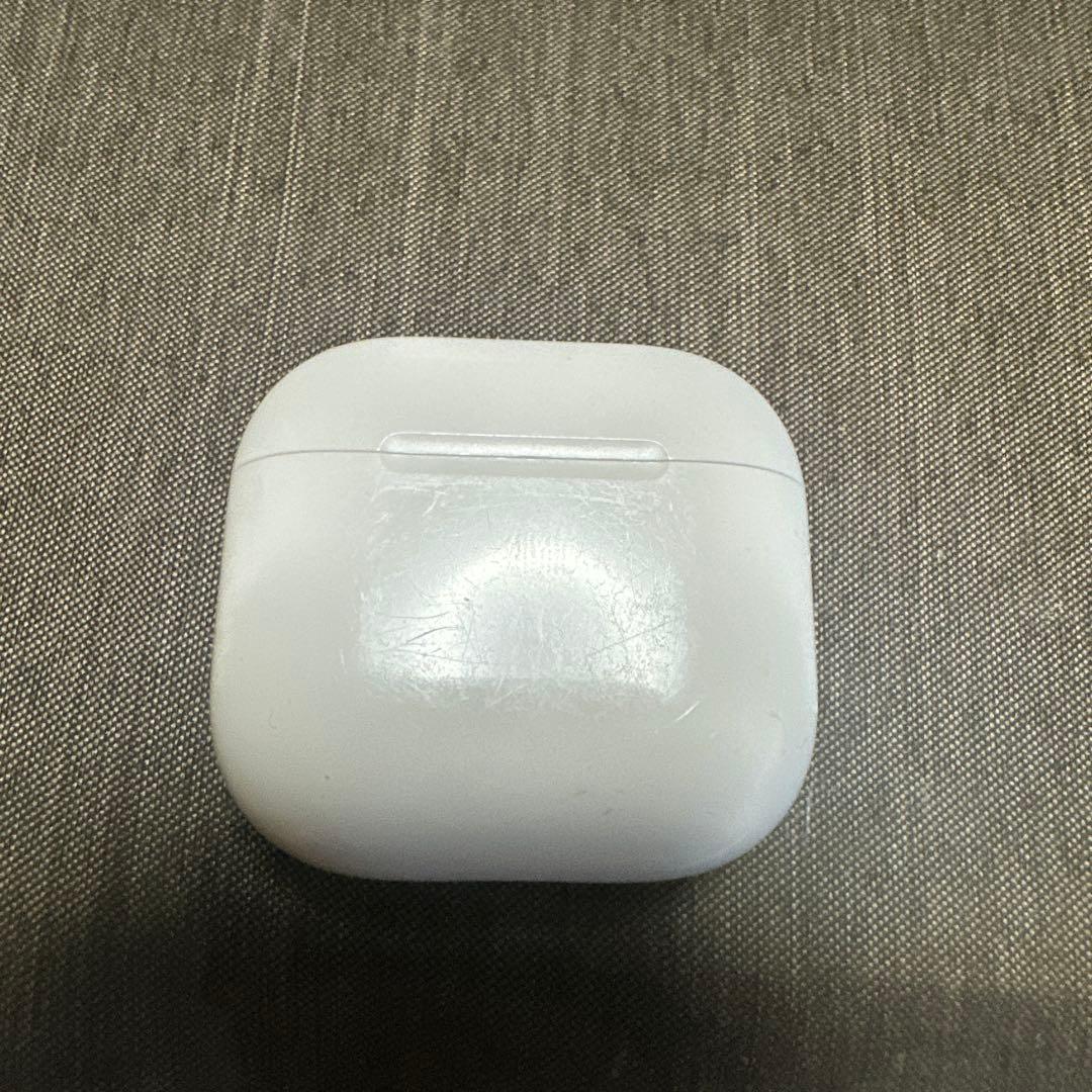 Apple AirPods4ノイズキャンセリング搭載 純正品