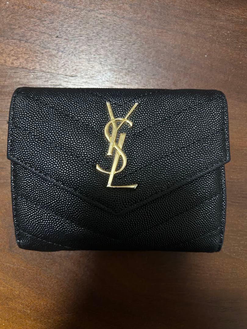 Yves Saint Laurent ブラック 三つ折り財布