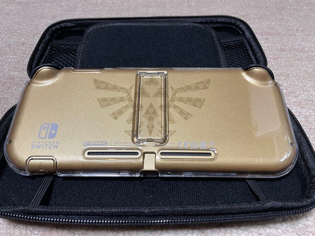Nintendo Switch Lite Hyrule Edition 本体