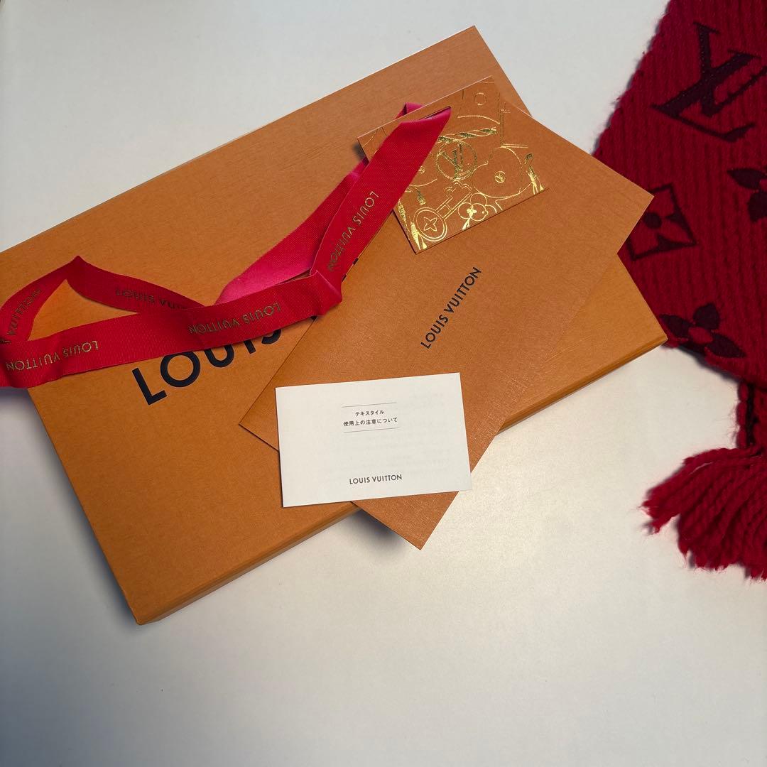 Louis Vuitton マフラー　エシャルプロゴマニア　レッド