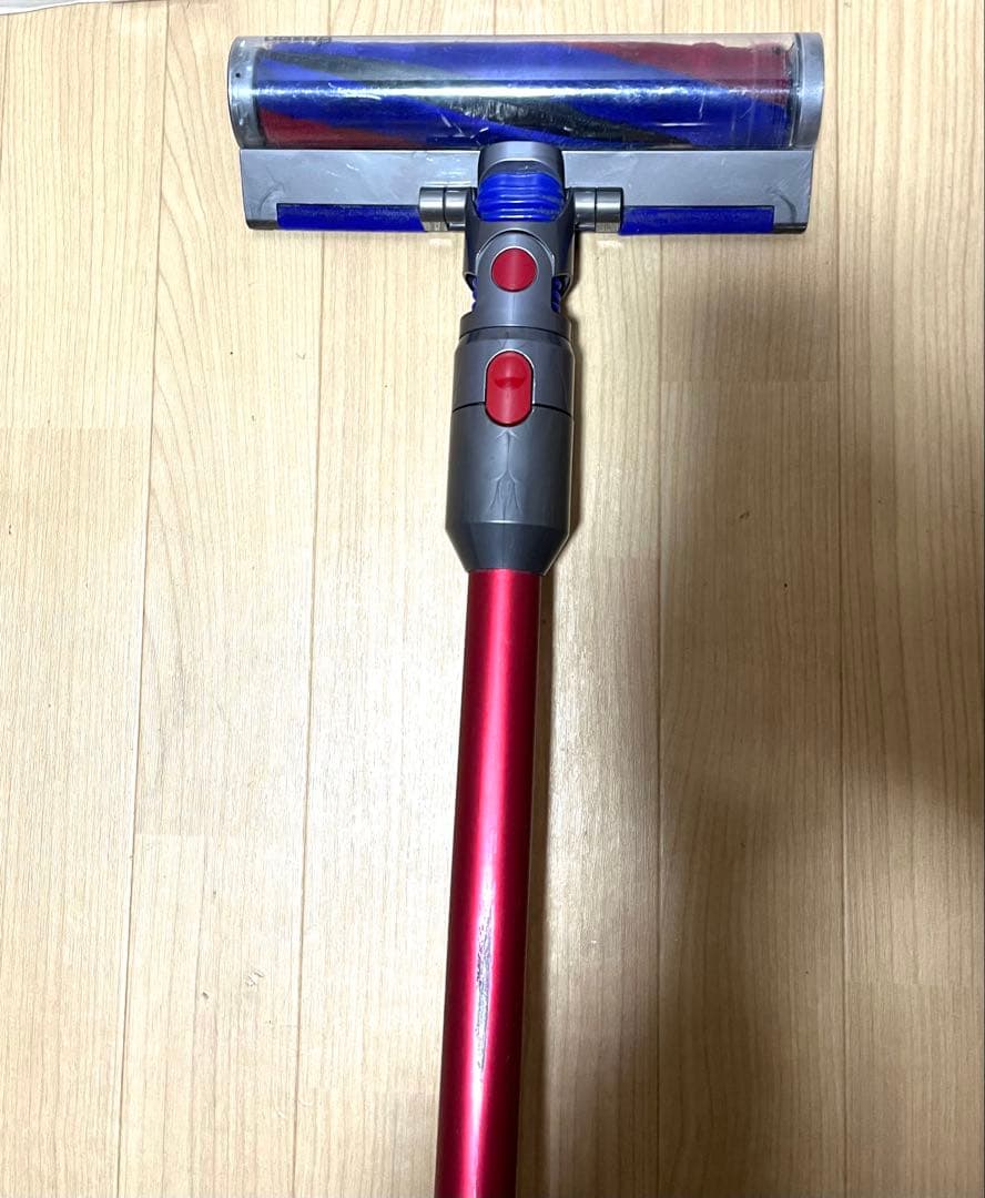 Dyson ダイソン V8 Slim Fluffy コードレス掃除機 動作確認済