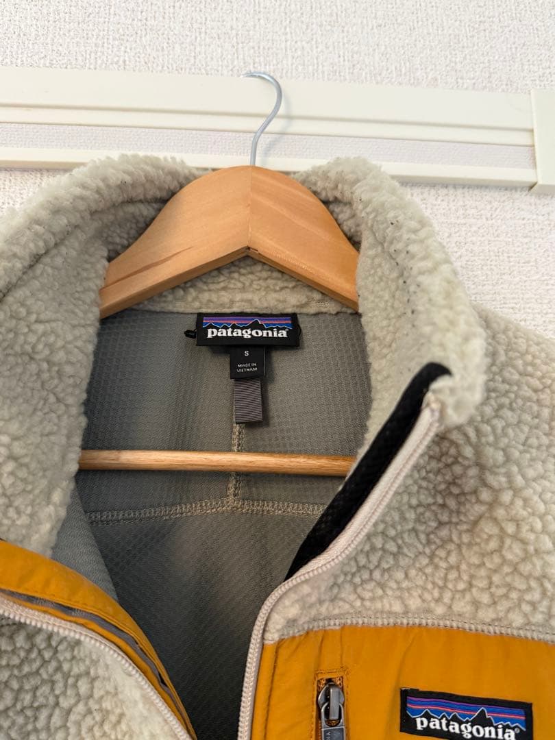 Patagonia フリースベスト ベージュ