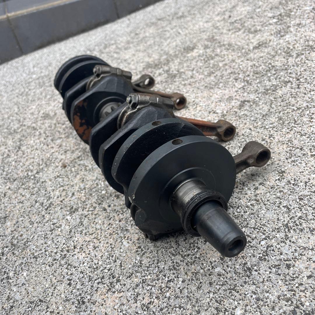 カワサキ　系　バイク　クランクシャフト　550　ゼファー　？