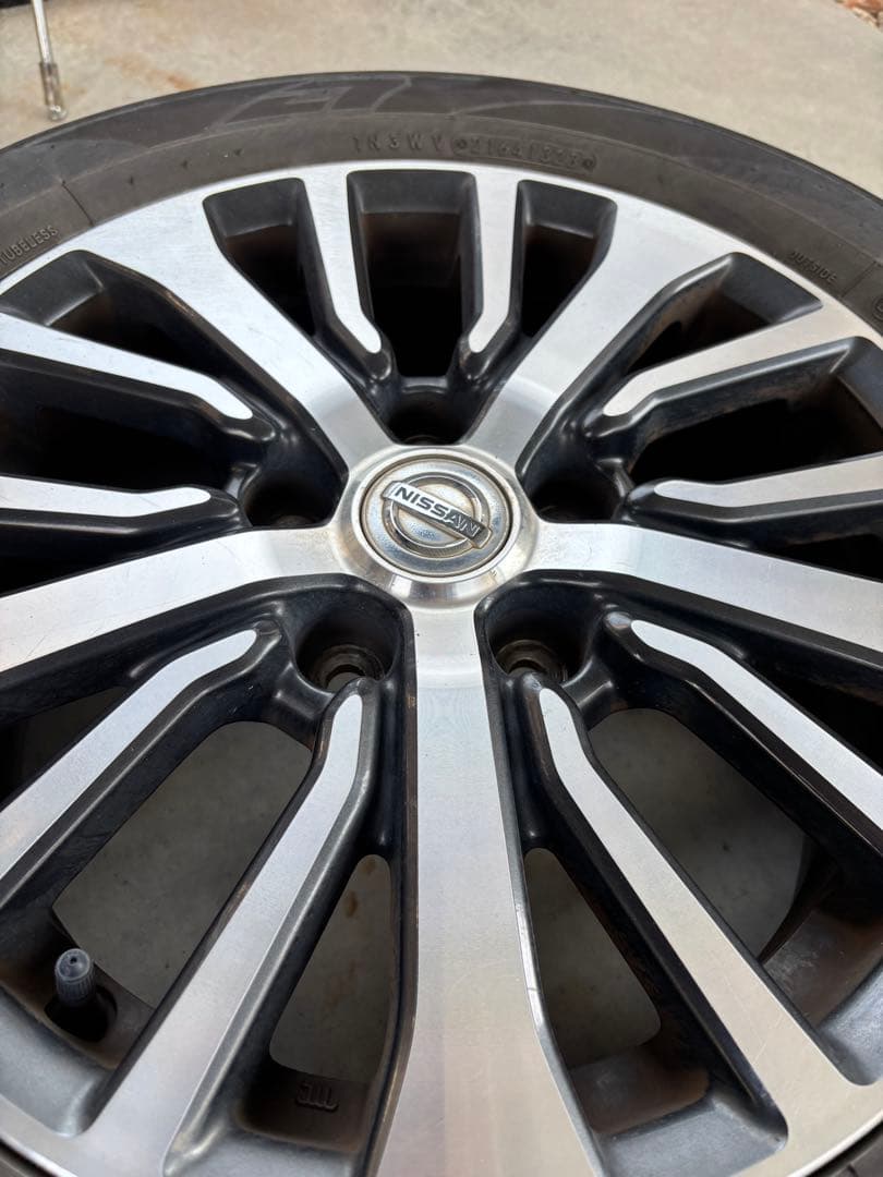 日産 セレナ C26後期 純正アルミホイール 16インチ ４本　※タイヤはおまけ