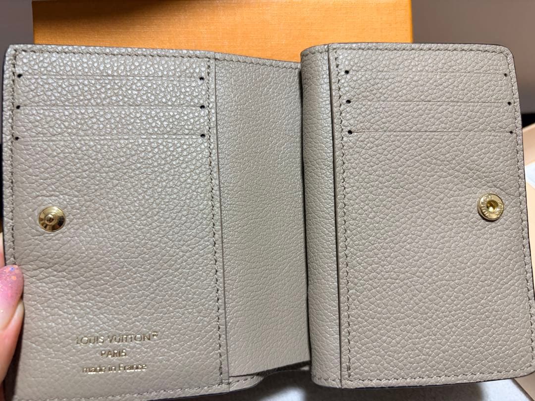 ゆず様Louis Vuitton 二つ折り財布 グレージュ美品