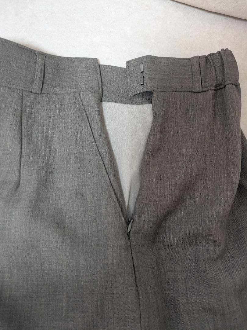 【新品】crewre バックタックナロースカート サイズ3