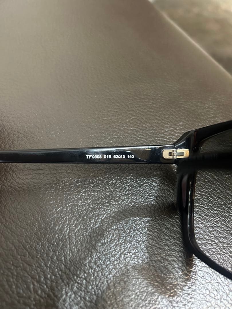 TOM FORD ブラック サングラス 黒