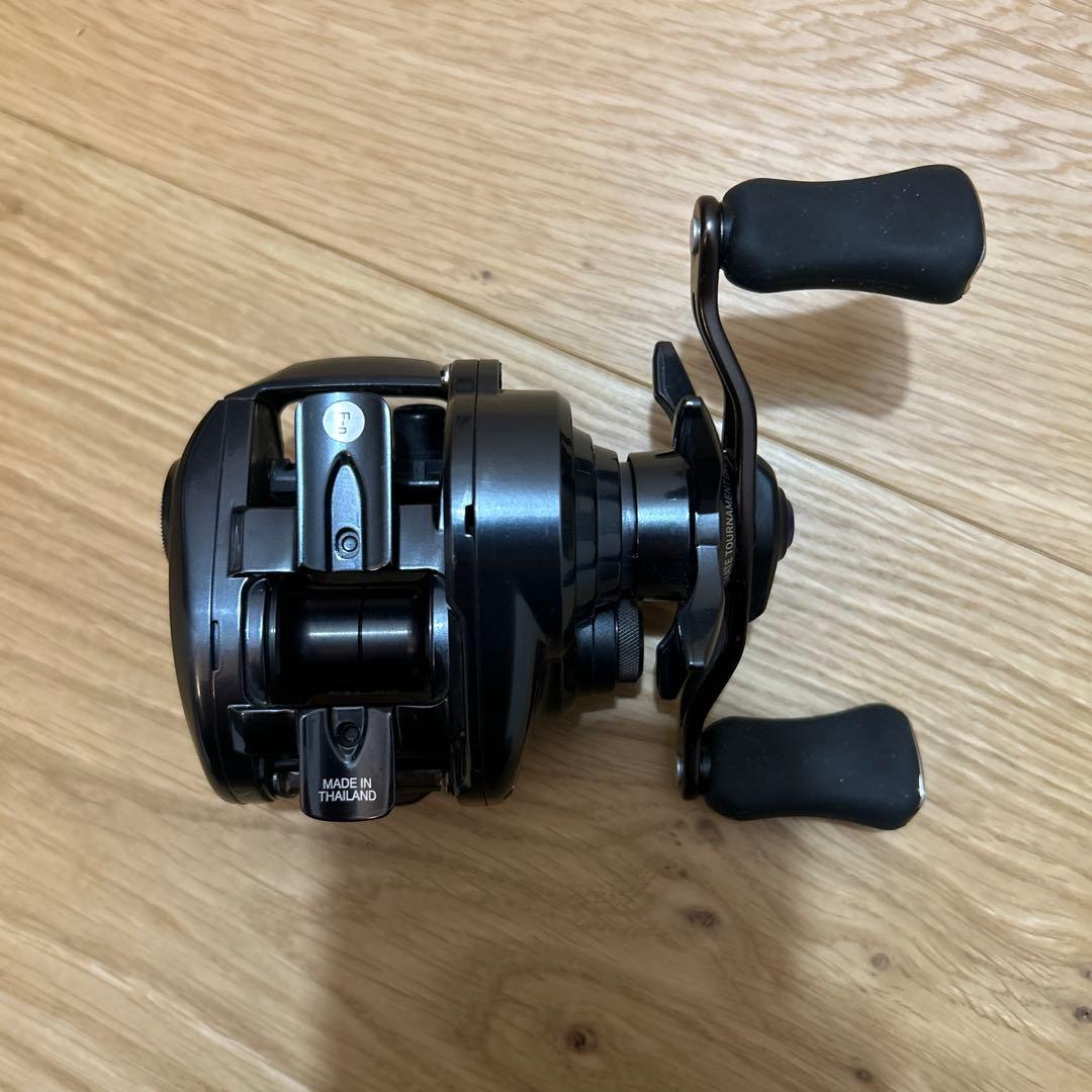 20TATULA SV TW 103XHL ベイトリール 左ハンドル