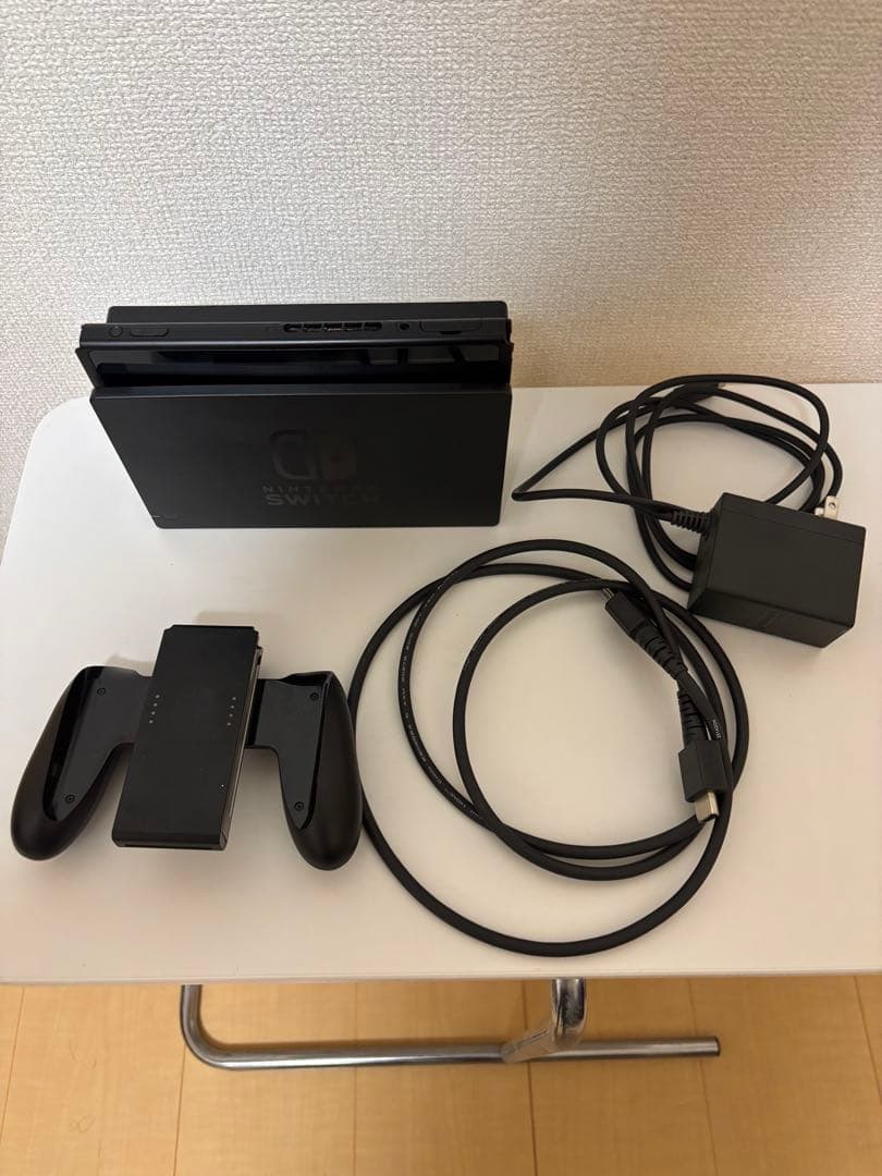 Nintendo Switch ［本体のみ］