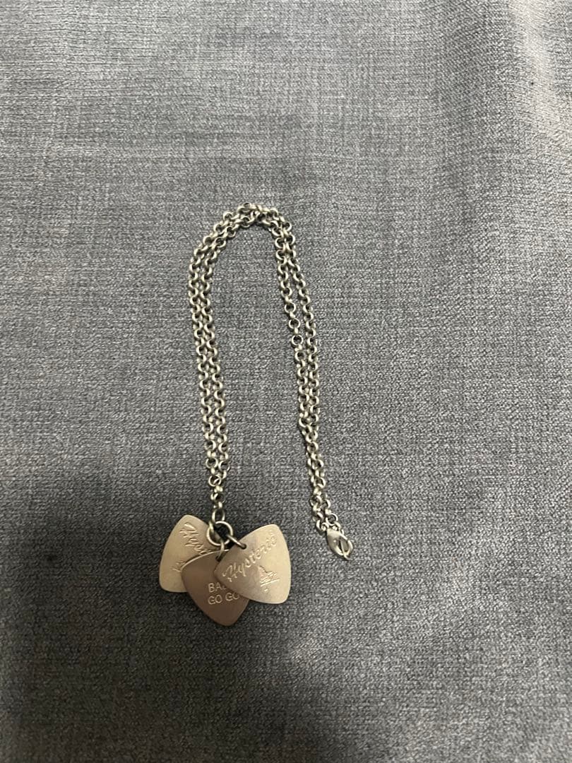 Hysteric glamour シルバー ギターピック型 ネックレス