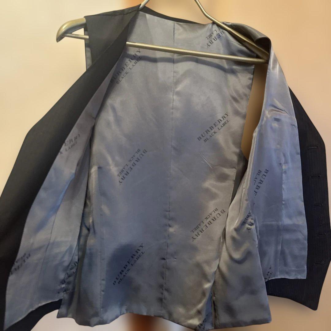 Burberry Black Labelダークグレーストライプ スーツ3点セット