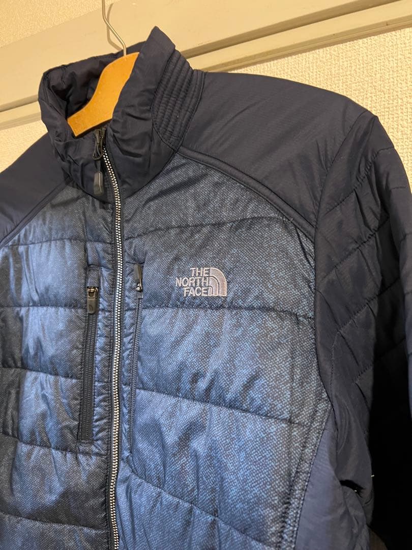 The North Face ネイビー ライトダウンジップアップ