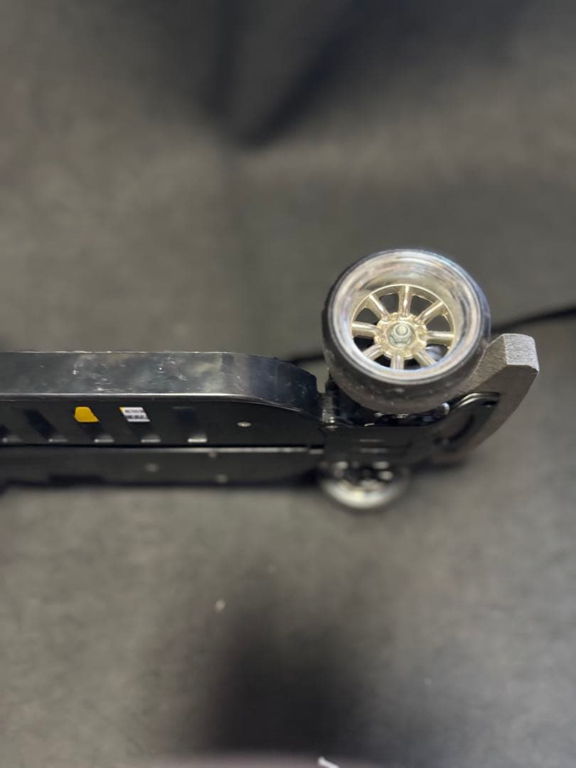 1/10RC タミヤTT01シャーシ・ドリフトタイヤ付き。