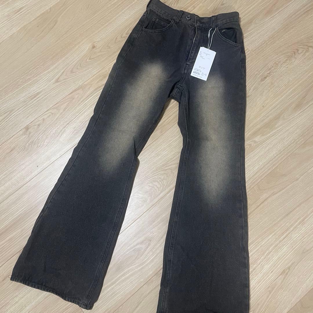 RAY CASSIN フレアデニム 新品タグ付き