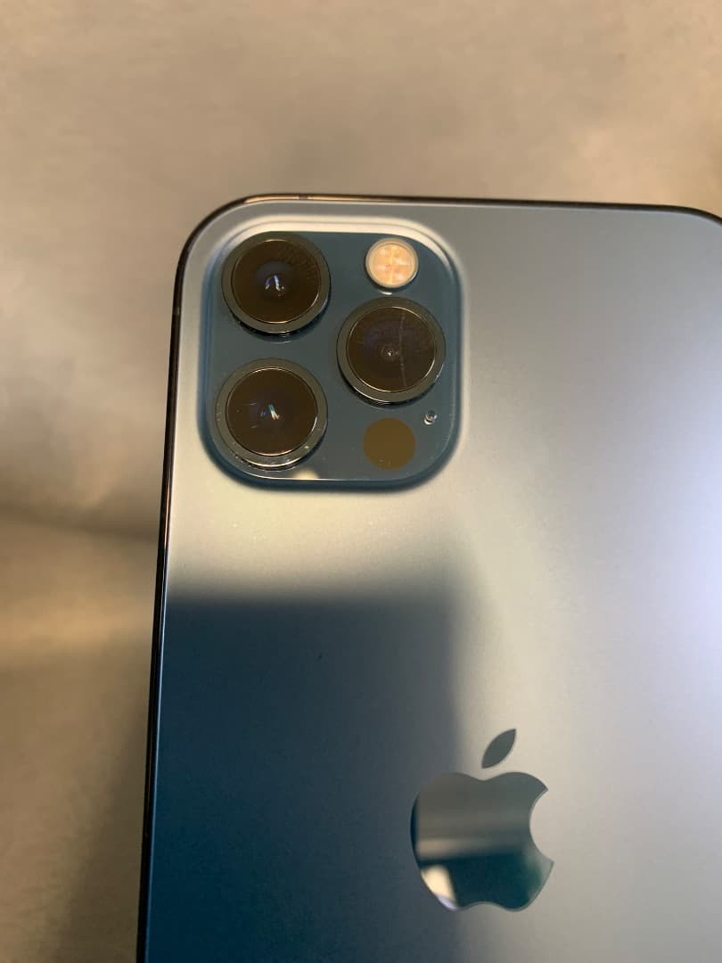 超美品　国内版　SIMフリー　iPhone12 Pro 256GB グラファイト